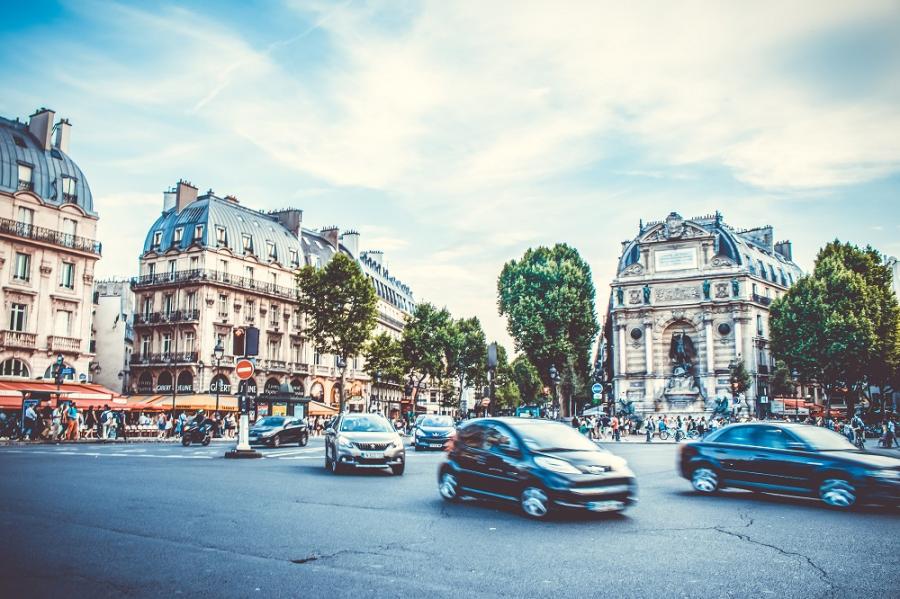 Ga je op autovakantie naar Frankrijk? Bereid je dan voor en ken de regels